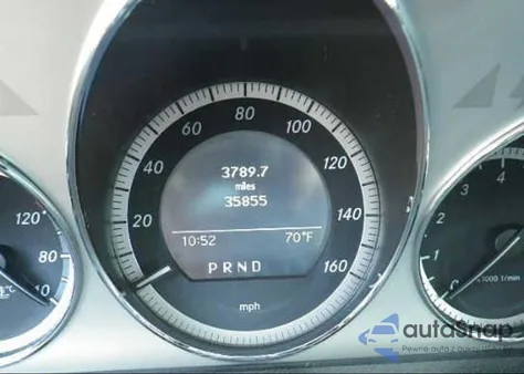 2009 Mercedes-Benz C300 из США, поврежденный, VIN WDDGF54X59F267040